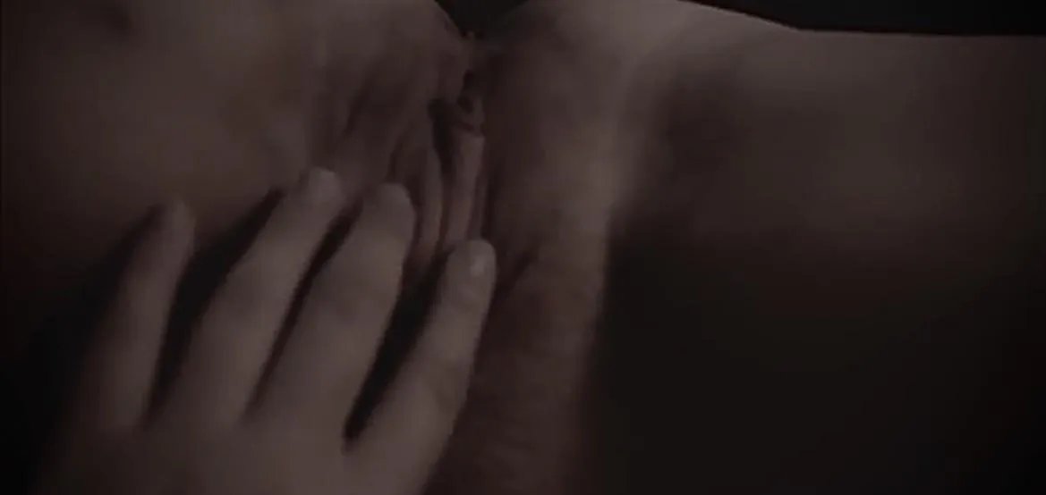 heyy i’m in sunny coast i can send you more x