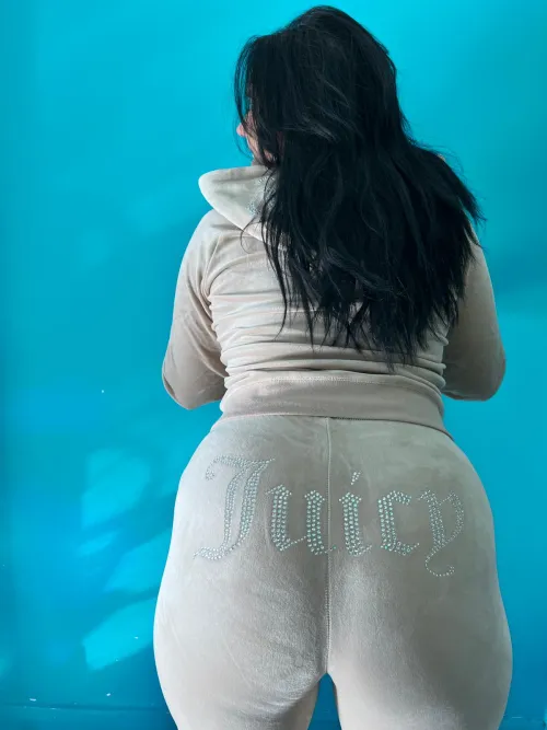 I am the wife you were looking for, always ready with my Salty Caramel Juice