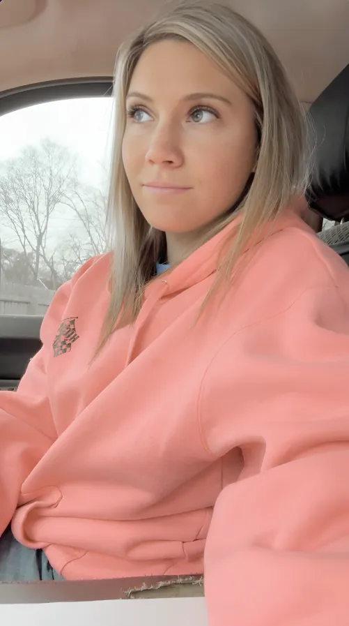 I'm the milf you never knew you wanted, do you want to fuck me?