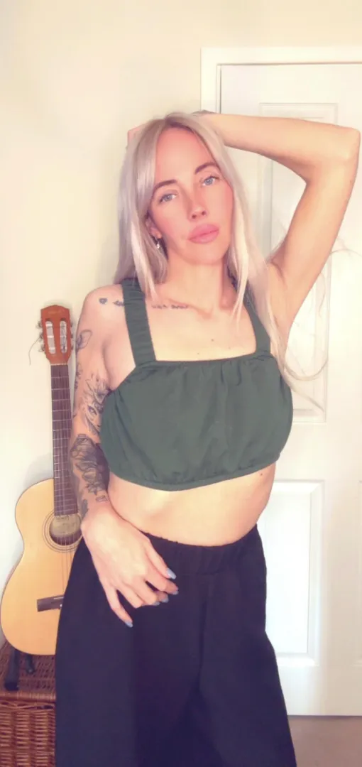 Juicy mom by day naughty by night