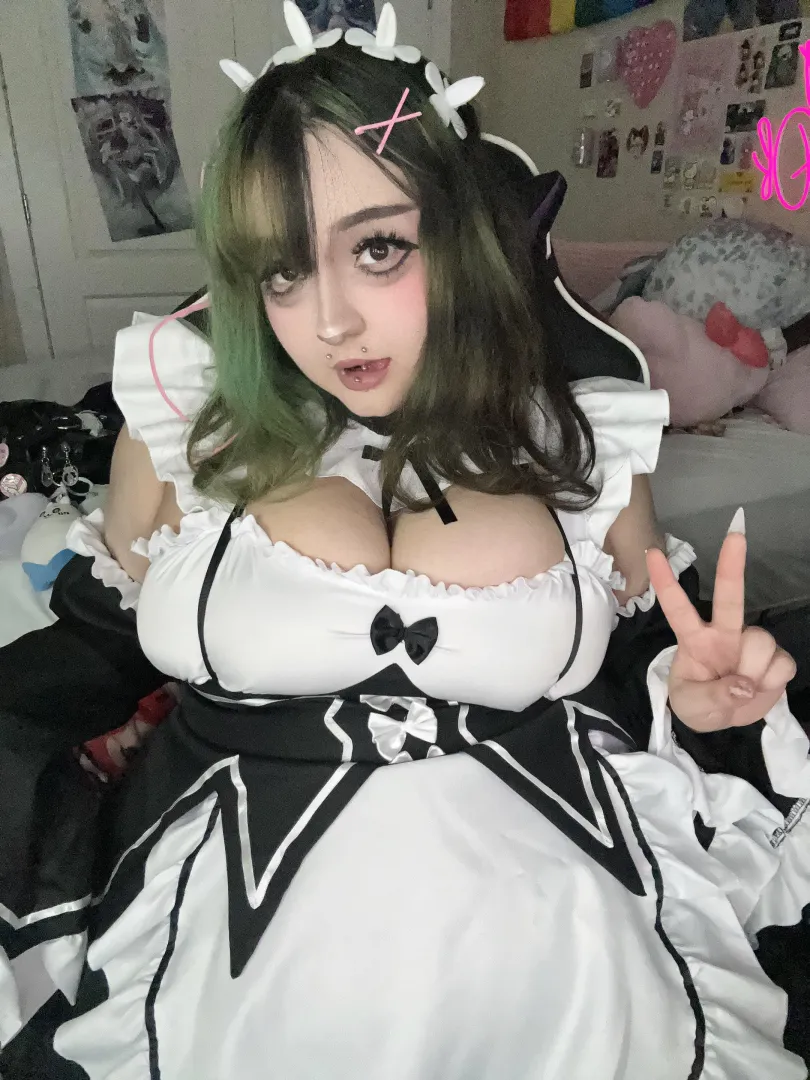 Just a BBW goddess in her new cosplay! 