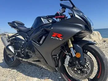 Looking for someone to help me with 400