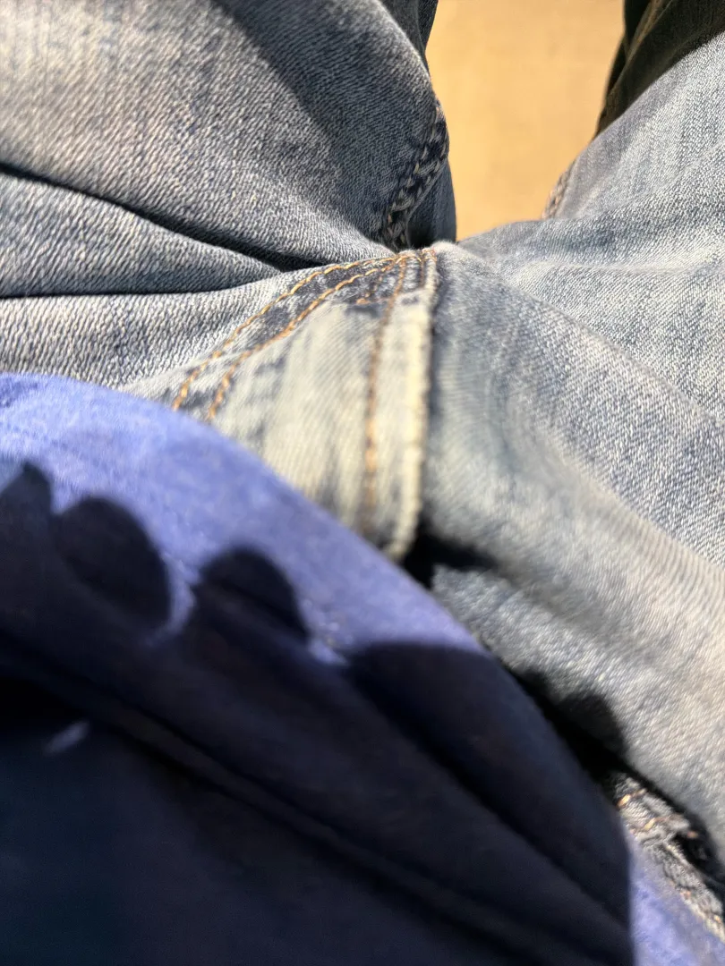 M40 [M4F] Are there any women in here from AZ that would like to rate my cock?