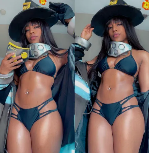 Maki Oze bikinis by Violet_Cosplay