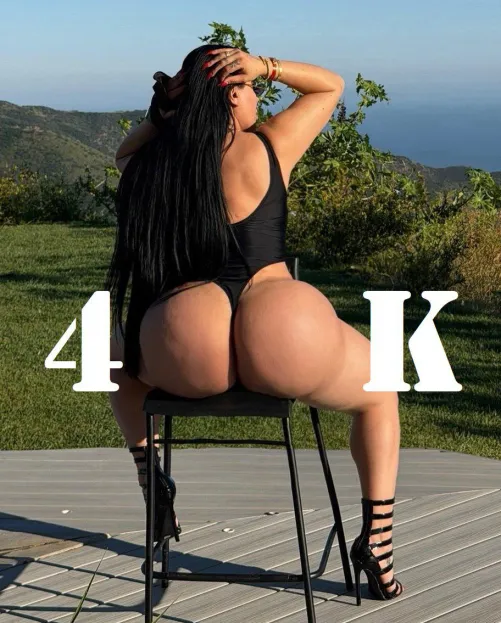 r/BoltedOnBooty reached 400K Members!