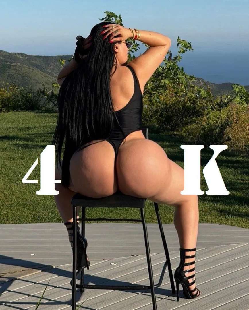 r/BoltedOnBooty reached 400K Members!