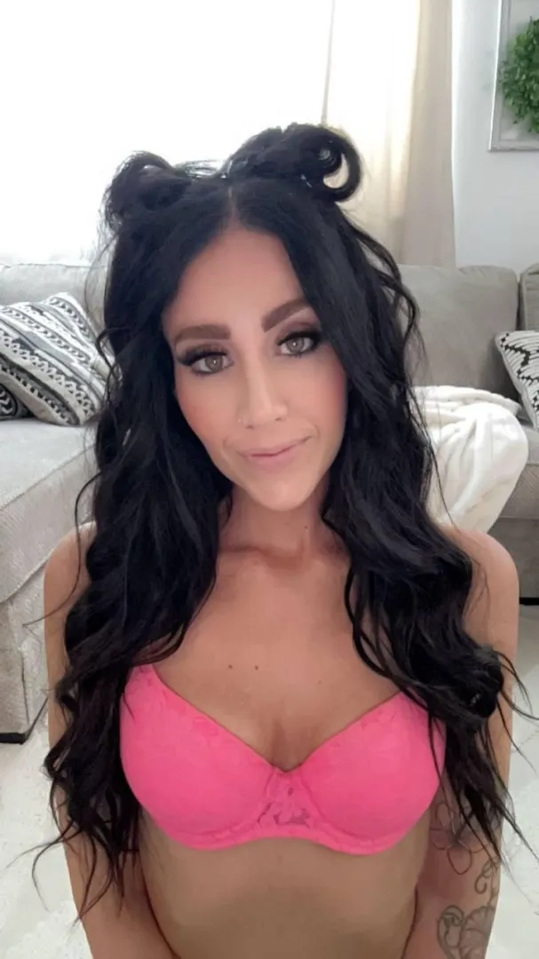 Would you let a 30 year old suck the life out of your balls? Y or N