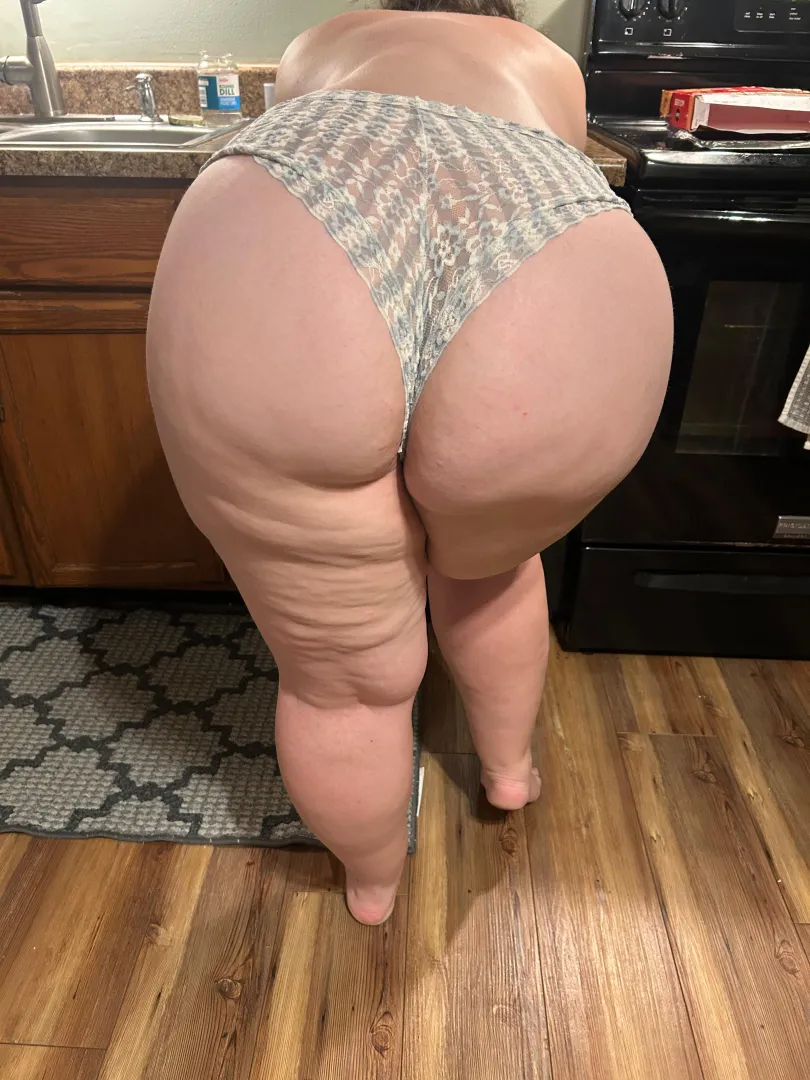 You love a thick mommy