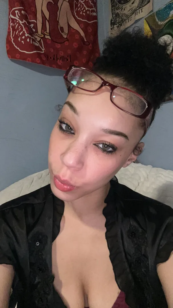 Answer me quickly. Will you fuck me right now, yes or no