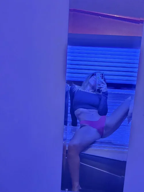 Cum undress me & lotion me up for tanning