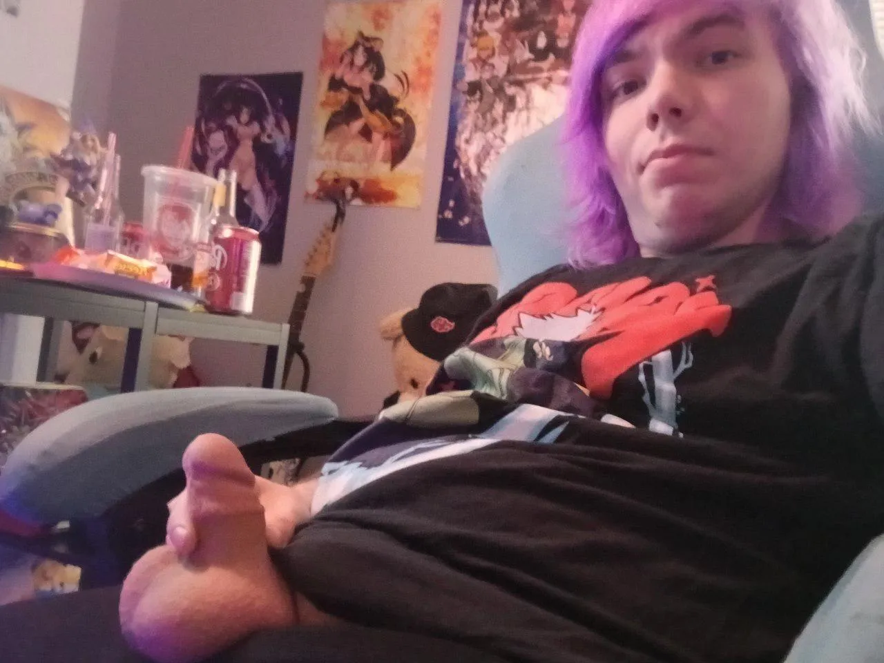 I can't go deep in ya but its a nice butt plug