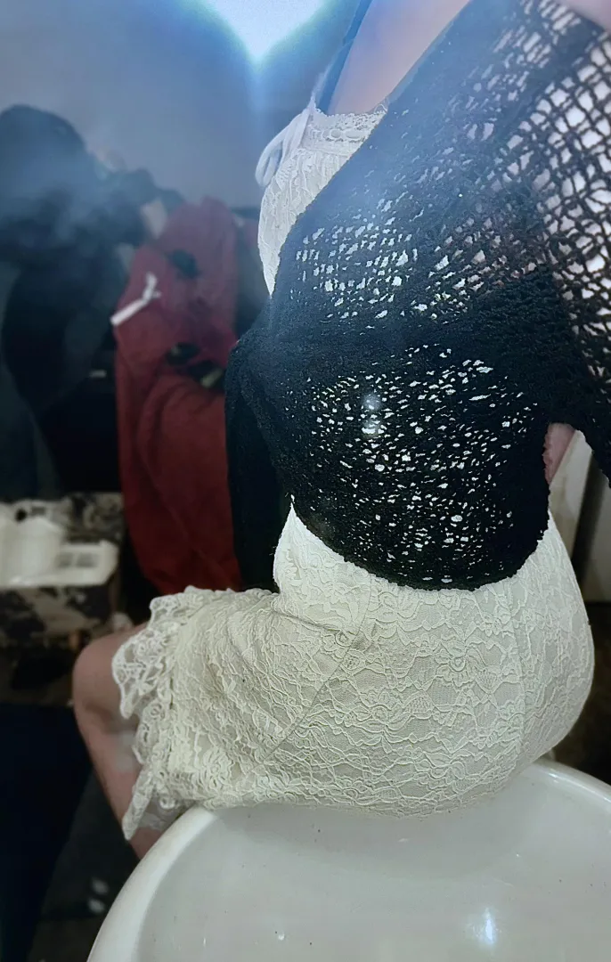 looking for a hosts , appleton