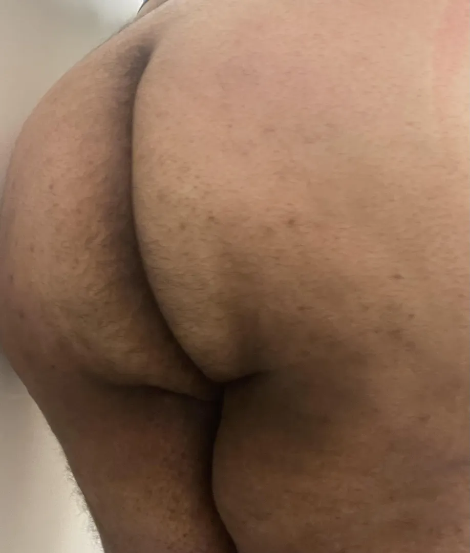 Rate my ass Papi