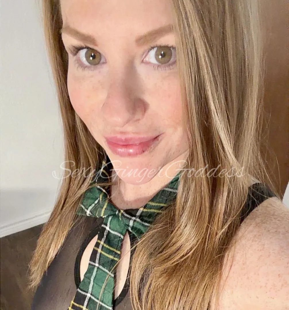 [Selling] MILF Monday! Panties • GFE • Socks • Toys • Plugs • Bras • Pus•y Hair • Hair • Foot Dust • Fart Videos • Scat • Urine • Urine Panties • Scat Panties • Cosplay • Role Play • A*e Play & more Telegram - SexyGi