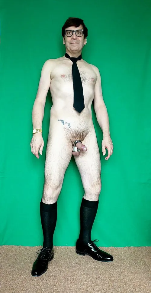 Taken just before i left for a naked dinner party.The host wanted different looks from his guests and i hopefully achieved that for him