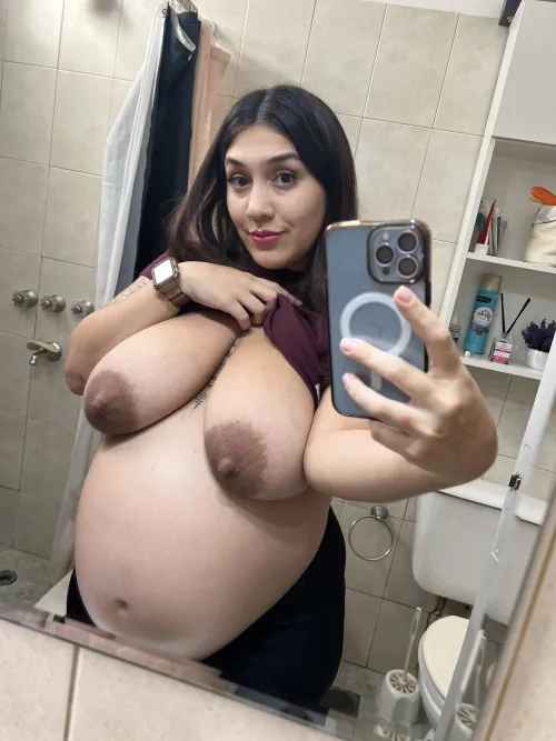 this late belly weight feels different every day