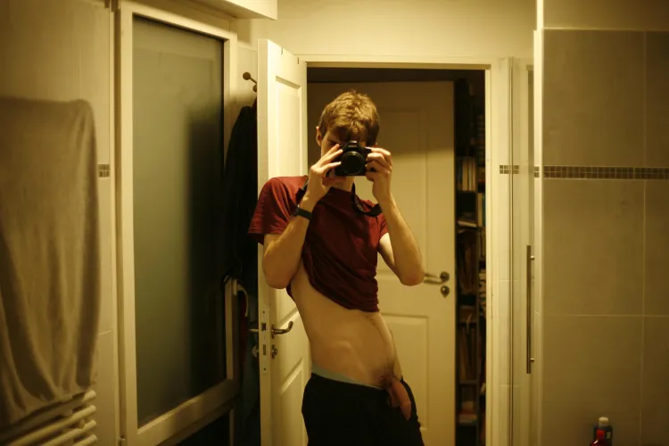 19m 6’3, English boy in Paris