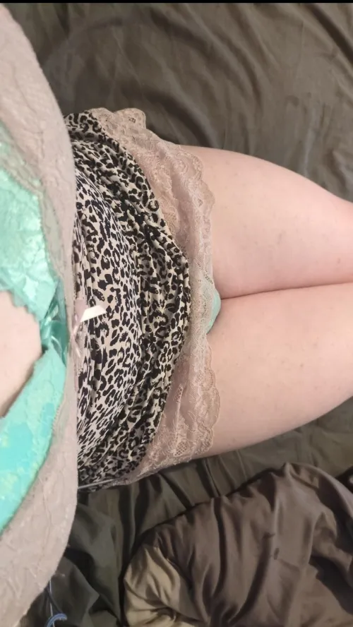 22 YO Sissy Virgin love chatting to new people XOXO