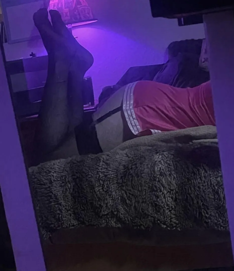 26 [213] fb4m midcity femboy needs to be used like a whore