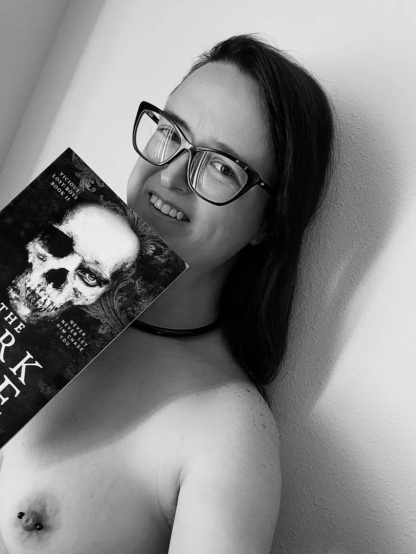 Any smutty book lovers