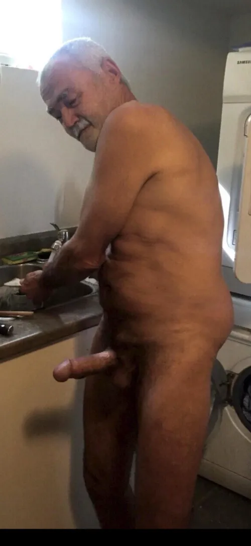 Can you help me in the kitchen?