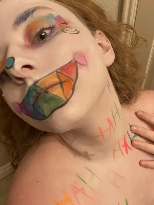 Clown ✅ Girl ✅ Slut … ✅