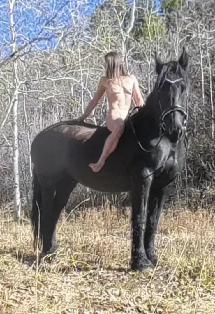 cut and lean because how else would I stay mounted on this guy