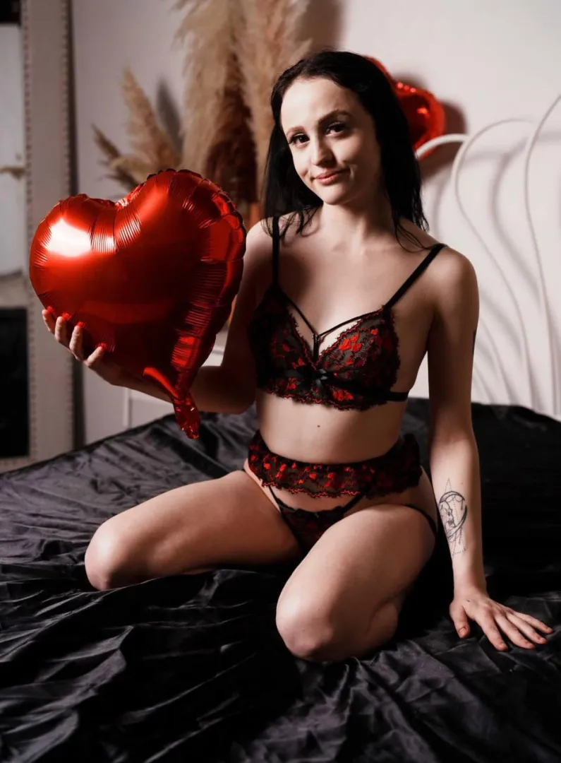 do not let the innocent look fool you because i know what i am doing