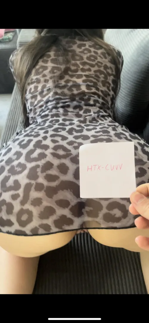 F visiting Austin looking for fun couples or 8+ hung