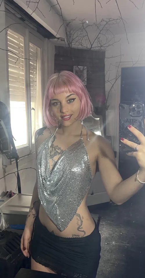 F188 smooth but bold  > go lGG for real chat: stephaniesoryn