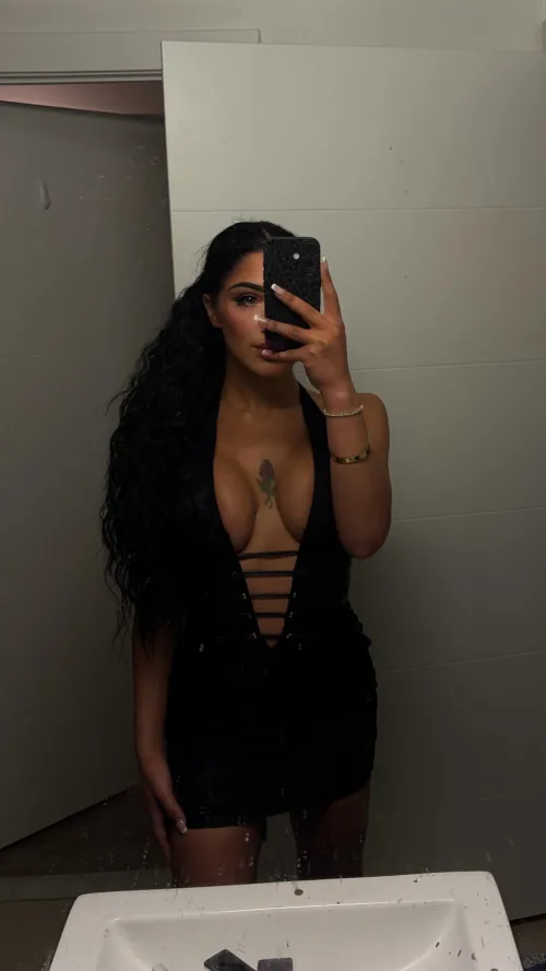 Felt really hot in my club outfit over the weekend!