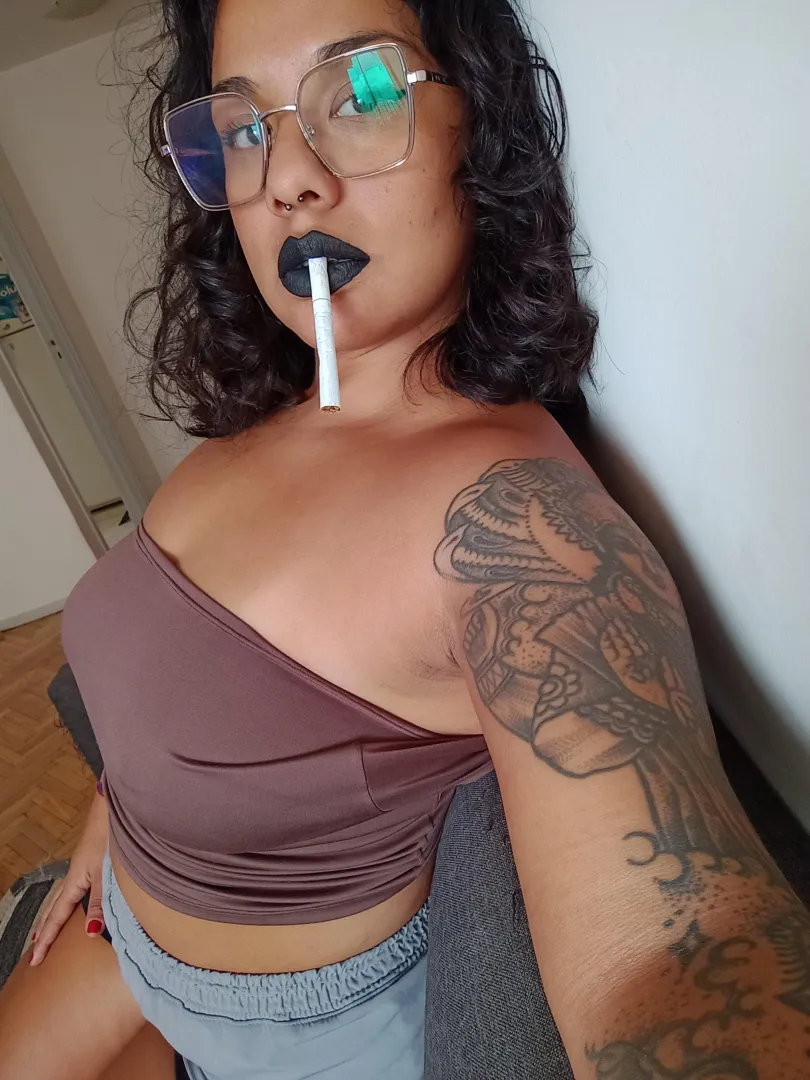 Give me your lighter so I can light it now