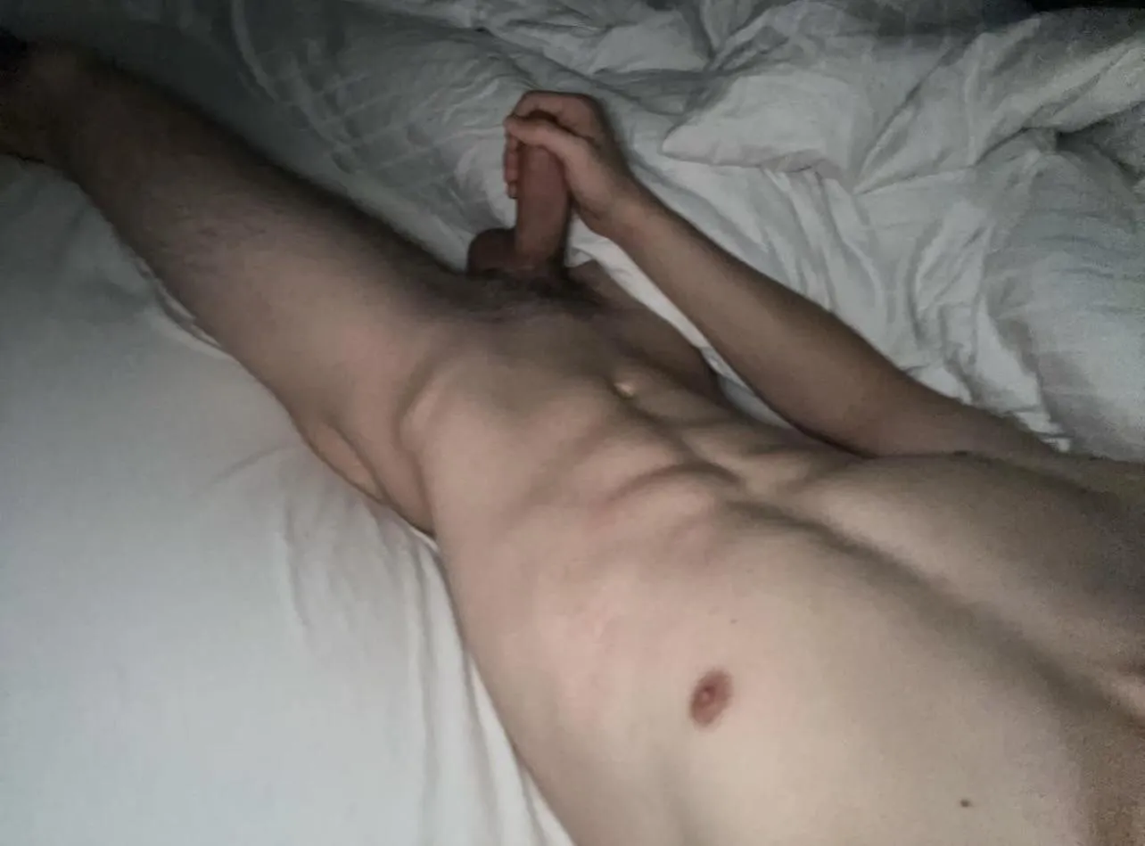 horny rn (19m)