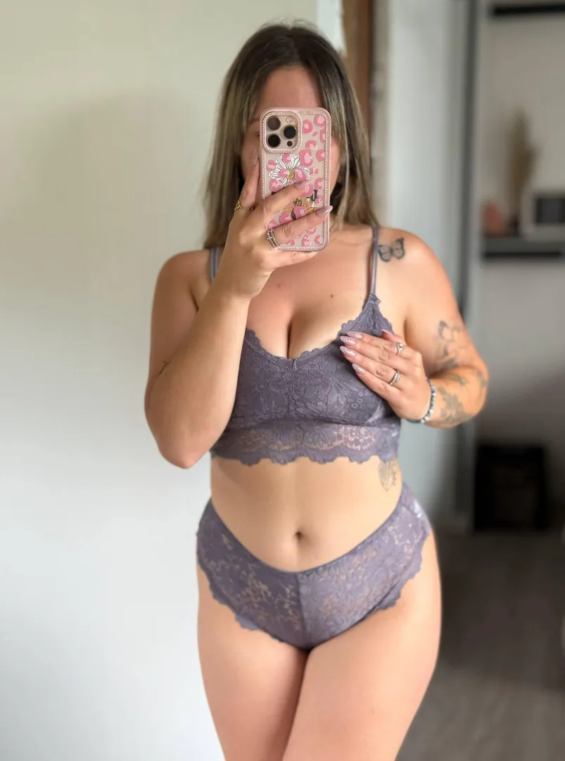 hubby says he can't stay horny with me for long. show me if you feel the same