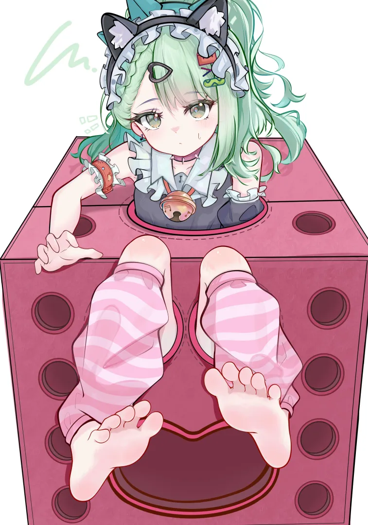 Huh~ C-can you help me here? My legs are trapped...