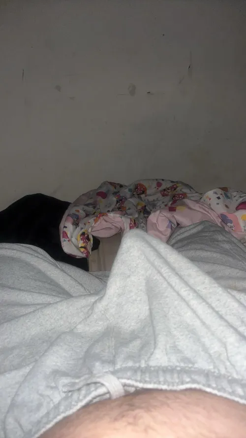 Need a bad lil mama to make him smile