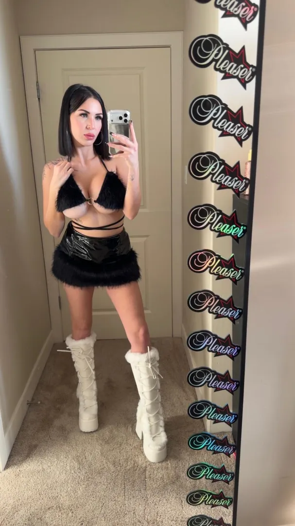 New boots, same evil !