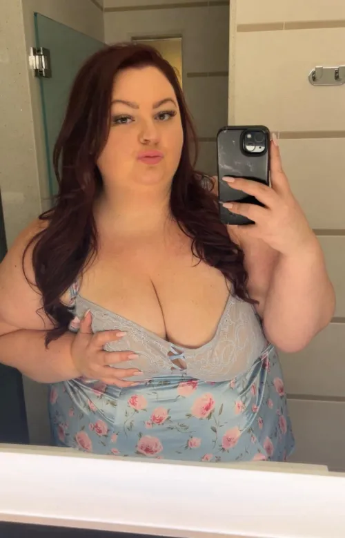 New lingerie makes me want to be naughty 