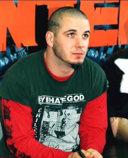 Phil Anselmo wearing a Mortal Decay shirt?!?!?!