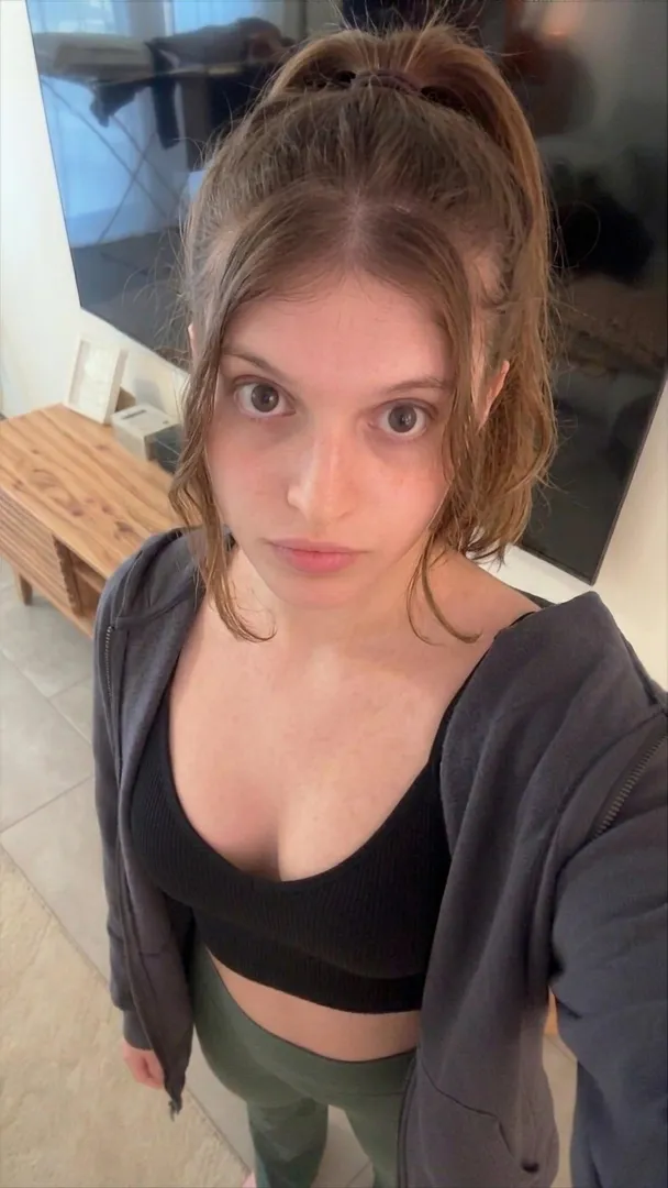 This is what a 2004 femboy looks like nowadays!