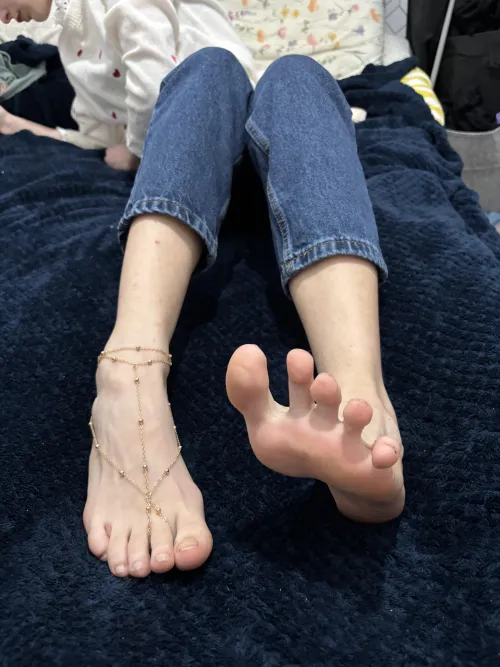 U really want to suck my toes?  [oc]