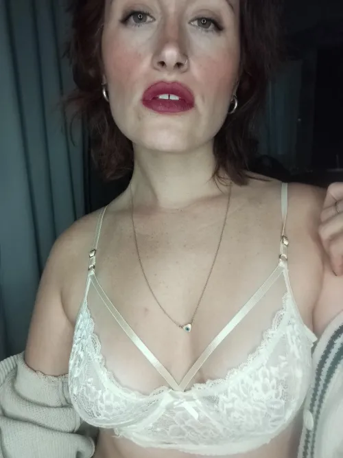 white skin, red hair, and freckles everywhere [IRTR]