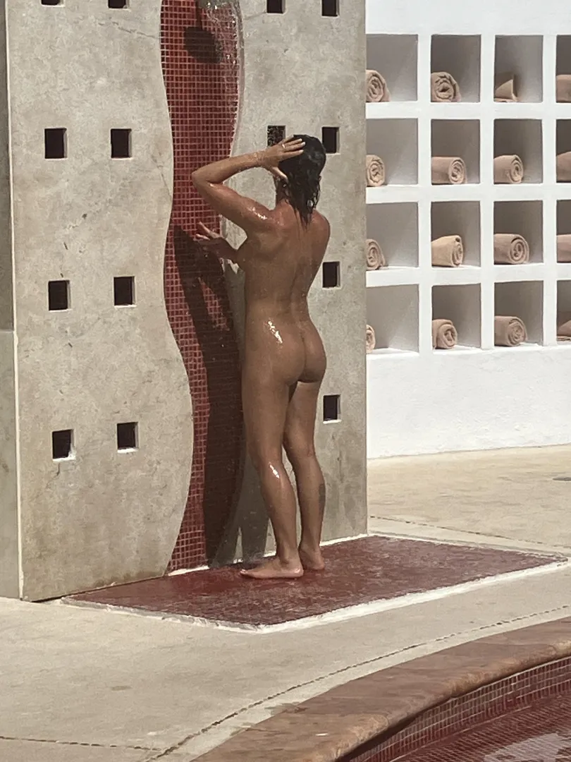 Wishing we were back at Desire on this Hump Day!