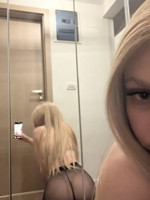 Would you rip these pantyhose:)