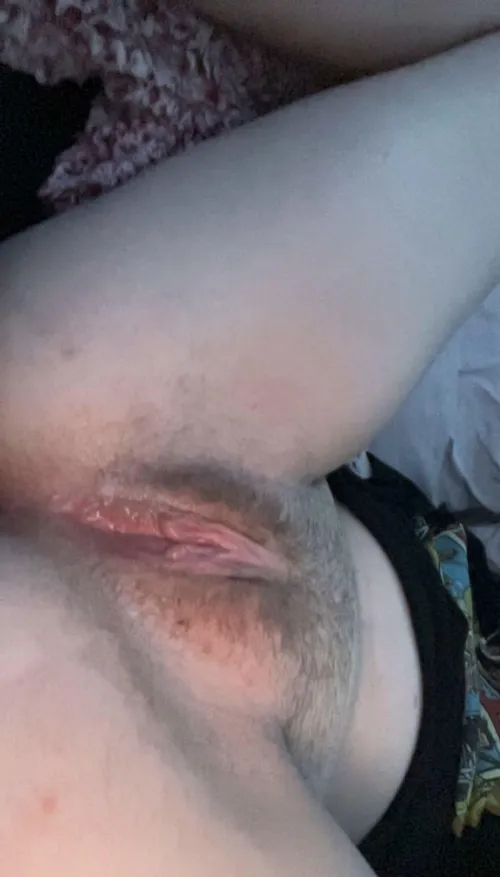 18 [F4A] want to see other pussies no limits (trades)