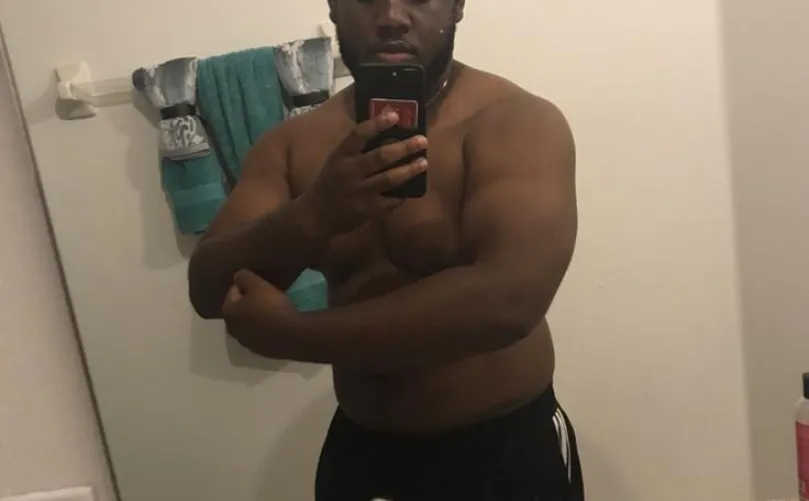 33 year old  looking for some fun in Huntsville. Women welcomed