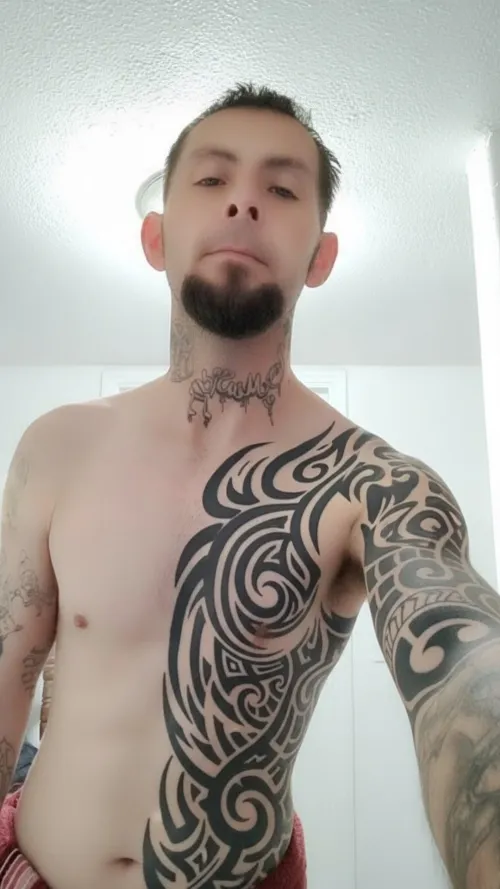 34 m seeking f .got a room in Modesto hosting for F or MF