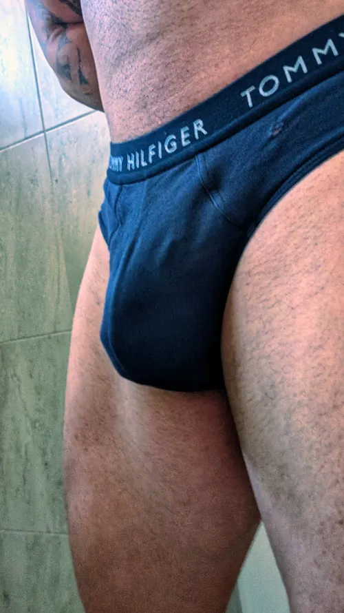 Age 41. Good looking specimen that still handles business.