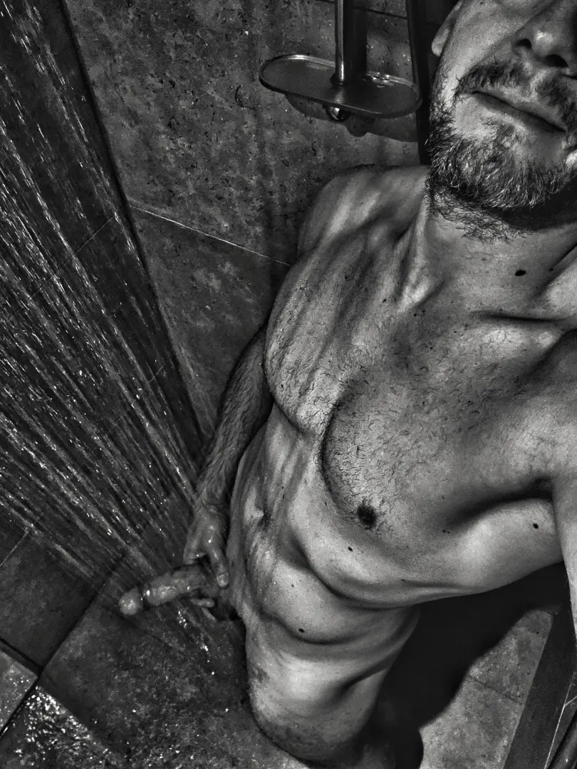 Bonjour! Premier post ici!