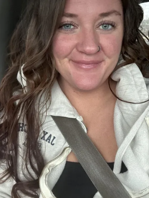 Do I still got it? 29 yr old milf. Starting to question myself a little.